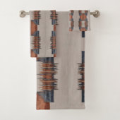 Moderne Taupe Denim en Rust Bad Handdoek (Insitu)