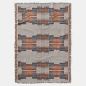 Moderne Taupe Denim en Rust Deken (Voorkant Verticaal)