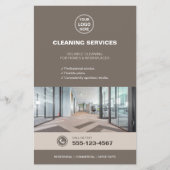 Moderne Taupe Schoonmaakdiensten met QR Flyer (Voorkant)