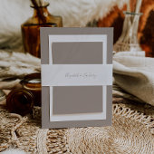 Moderne Taupe Script Bruiloft Uitnodigingen Wikkel