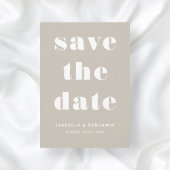 Moderne Taupe Typografie Huwelijk Save The Date