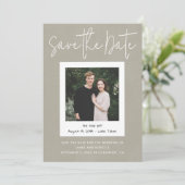 Moderne Taupe Verloving Foto Bewaar de datum Kaart (Staand voorkant)