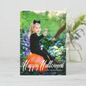 Moderne tekst Halloween Full Bleed Photo Card Feestdagenkaart (Staand voorkant)