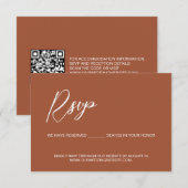 Moderne Terracotta QR Code gereserveerde zitplaats RSVP Kaartje (Voorkant / Achterkant)