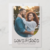 Moderne trendy gebogen foto save the date (Voorkant)