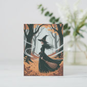 Moderne trendy Halloween-heks in bos            Briefkaart (Staand voorkant)