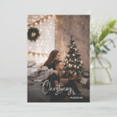 Moderne Trendy Kerst Rokerige Donkere Koppel Foto  Feestdagenkaart (Staand voorkant)