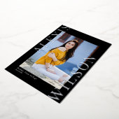 Moderne trendy minimalistische Afstuderen uitnodig Folie Uitnodiging (Gedraaid)