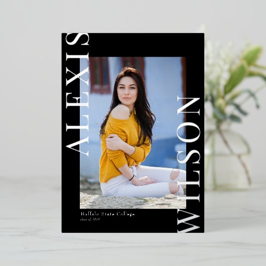 Moderne trendy minimalistische Afstuderen uitnodig Folie Uitnodiging (Staand Voorkant)