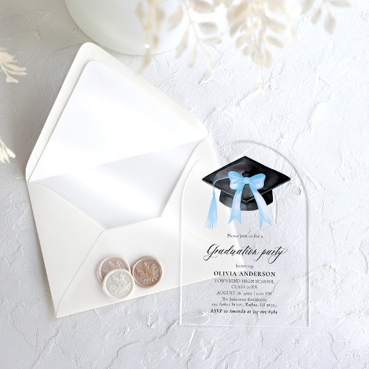 Moderne trendy stijlvolle Blue Bow Afstuderen Arch Acryl Uitnodigingen