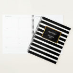 Moderne trendy zwarte strepen professioneel planner<br><div class="desc">De moderne zwarte en witte strepen professionele planner U kunt de naam en de tekst aan de voorzijde gemakkelijk veranderen.</div>