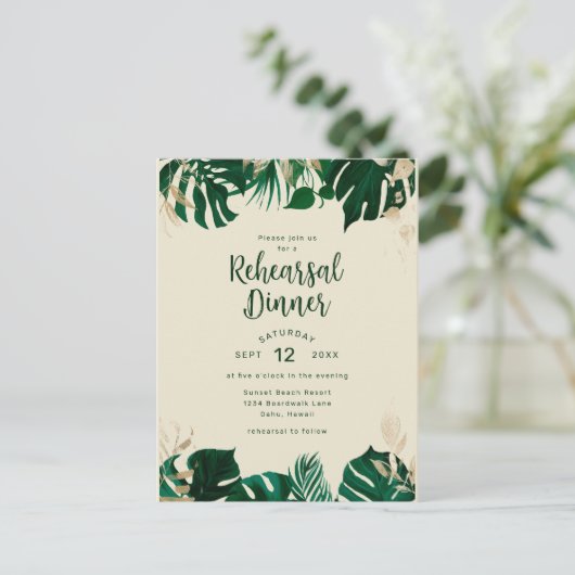 Moderne tropische bladeren bruiloft repetitie dine uitnodiging briefkaart (Staand voorkant)