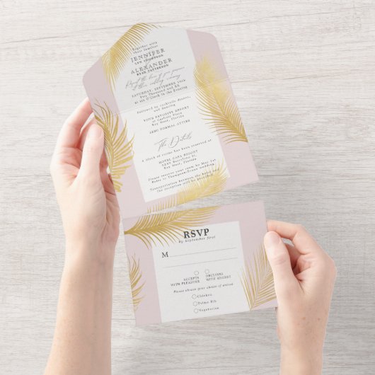 Moderne Tropische goudpalm zacht roze bruiloft All In One Uitnodiging (Afscheurbaar)