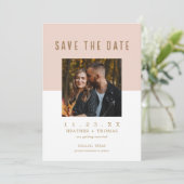 Moderne trouwfoto save the dates uitnodiging (Staand voorkant)