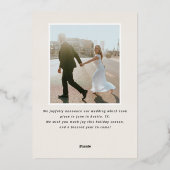 Moderne trouwkaart met goudfolie voor feestdagen (Achterkant)