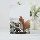 Moderne Trouwuitnodiging voor Ontvangst na Elopeme Kaart (Staand voorkant)