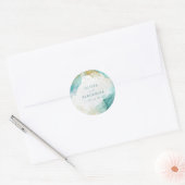 Moderne Turquoise Gouden Abstracte Strand Bruiloft Ronde Sticker (Envelop)