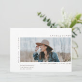 Moderne Twee Foto Bruid Witte Uitnodiging (Staand voorkant)