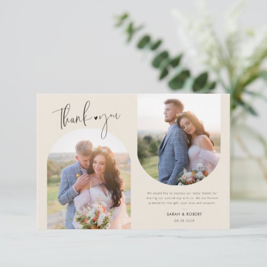 Moderne twee foto bruiloft bedankkaart (Staand voorkant)