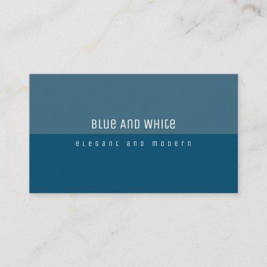 Moderne tweekleurige blauw visitekaartje (Voorkant)