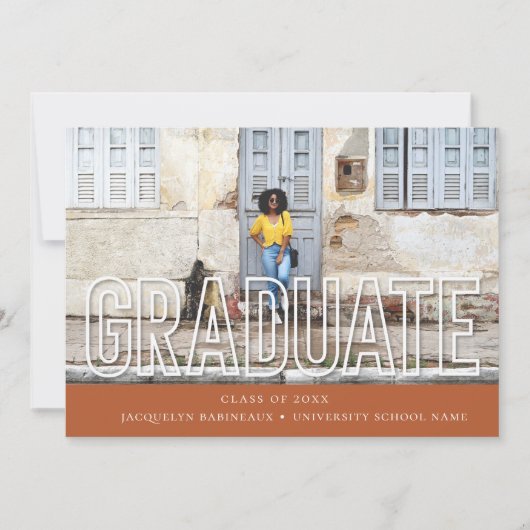 Moderne Typografie Afstuderen Fotoaankondiging Kaart (Voorkant)