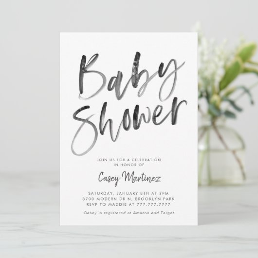 Moderne typografie baby shower in zwart en wit kaart (Staand voorkant)