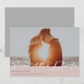 Moderne Typografie Blush ⎥ Foto opslaan Datum Kaar Save The Date (Voorkant / Achterkant)