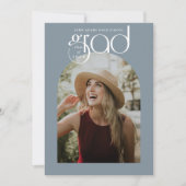 Moderne Typografie Dusty Blue 2 Foto Afstuderen Kaart (Voorkant)