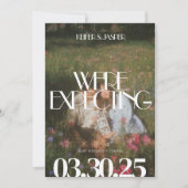 Moderne typografie esthetische foto zwangerschap aankondiging (Voorkant)