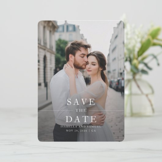 Moderne Typografie Foto bruiloft Opslagdatum Kaart (Staand voorkant)