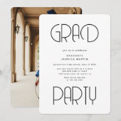 Moderne Typografie Foto Graduation Party Uitnodige Kaart (Voorkant / Achterkant)