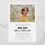 Moderne Typografie Foto Roos Gold Graduparty Folie Uitnodiging (Achterkant)