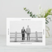Moderne Typografie Foto Wedding Save The Date (Staand voorkant)