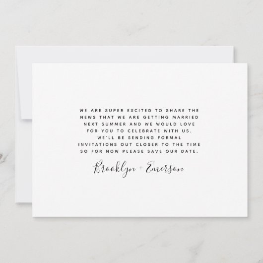 Moderne Typografie Foto Wedding Save The Date (Achterkant)