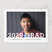 Moderne Typografie Fotooverlay Graduparty Aankondigingskaart (Voorkant)