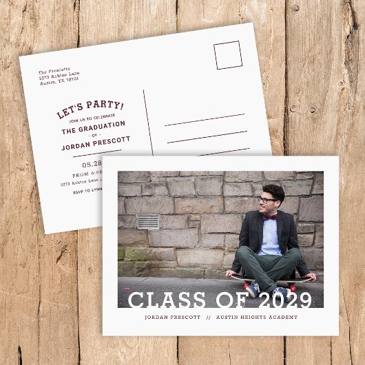 Moderne Typografie-fotooverlay Graduparty Aankondigingskaart