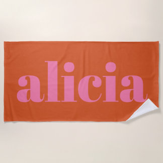 Moderne typografie gepersonaliseerde naam | Roze O Strandlaken