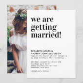 Moderne Typografie Getting Married Foto Bruiloft Kaart (Voorkant / Achterkant)