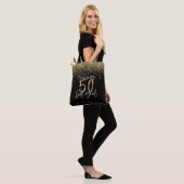 Moderne typografie goud glitter chic 50ste verjaar tote bag (Op model)