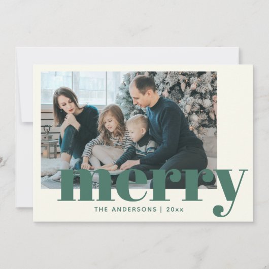 Moderne typografie in Green Merry Custom Photo Feestdagenkaart (Voorkant)