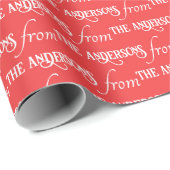 Moderne Typografie Kerstpatroon Custom Family Cadeaupapier (Rol Hoek)