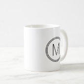 Moderne typografie monogram zwart en wit koffiemok (Voorkant rechts)