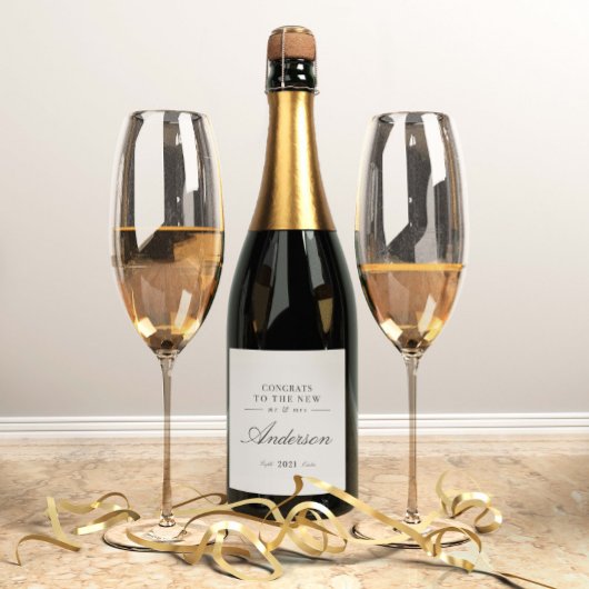 Moderne typografie Mr en Mrs bruiloft Sparkling Wijnetiket