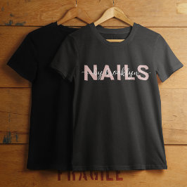 Moderne Typografie Nail Artist T-shirt