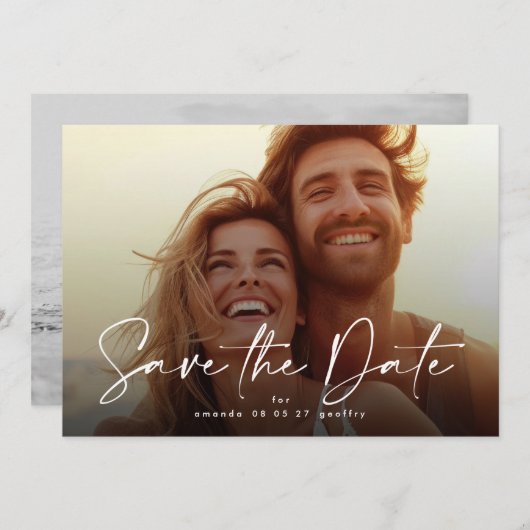 Moderne Typografie Overlay Foto Save The Date (Voorkant / Achterkant)