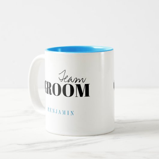 Moderne Typografie Persoonlijke Team Groom Mok (Voorkant links)
