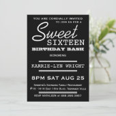 Moderne Typografie Poster Style Sweet 16 Party Kaart (Staand voorkant)