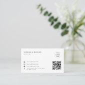 Moderne Typografie QR Code Social Media Logo Wit Visitekaartje (Staand voorkant)