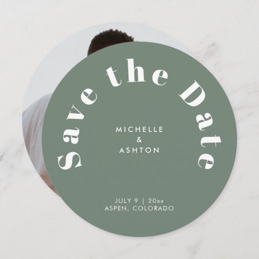Moderne Typografie Ronde Circle Sage Green Save The Date (Voorkant / Achterkant)