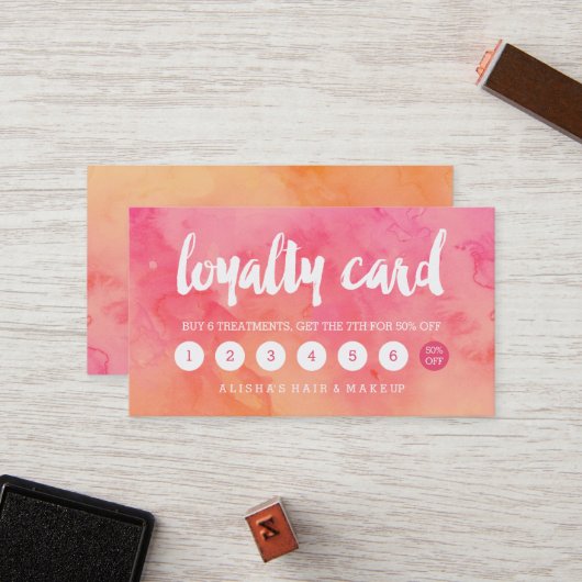 Moderne typografie roze koraal waterverf loyalitei klantenkaartje (Voorkant / Achterkant in situ)